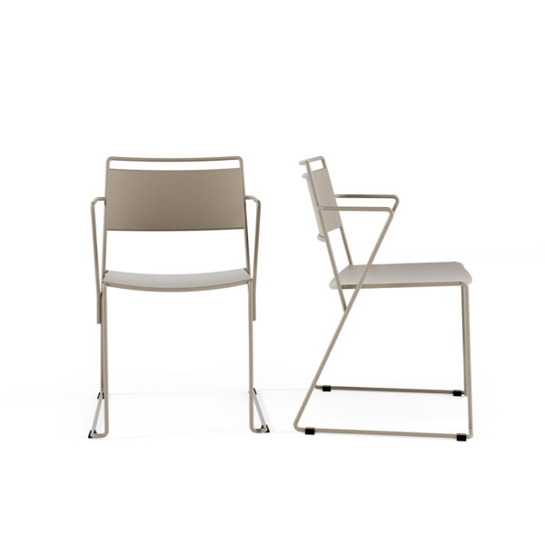 Cadeira com Braço Asa